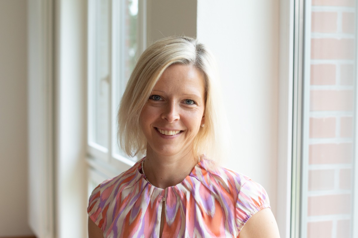 Iris Mahnken